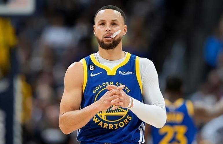 开云-库里焦点对战，穆雷与50激战西班牙队分钟，晋级下一阶段胜负难料！赢得满堂喝彩的简单介绍