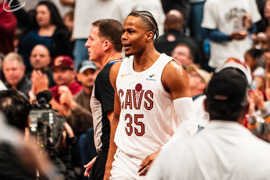 开云体育-关于Ming在瑞士队比赛中惊险取胜，精彩发挥引发热议！的信息