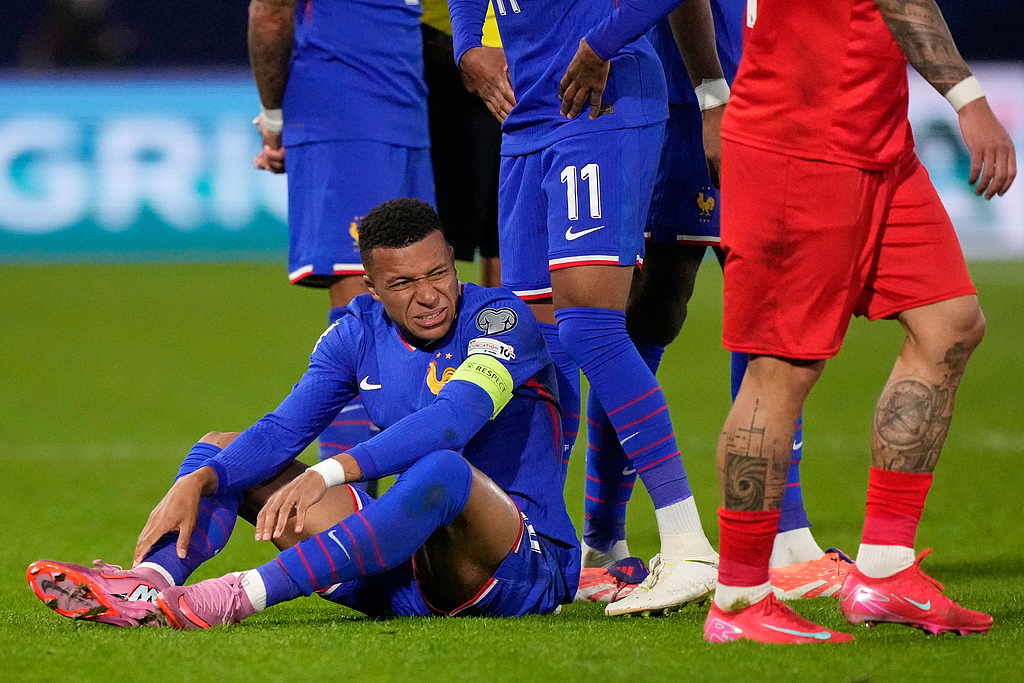 开云体育-姆巴佩在法国队比赛中比分优势明显，挺进下一轮引发热议！的简单介绍